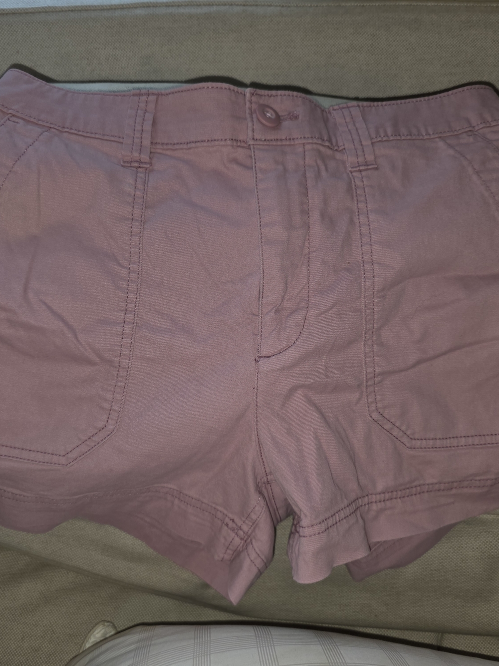 Old Navy High-Rise OG Chino Shorts – Mauve/Dusty Rose – Size M